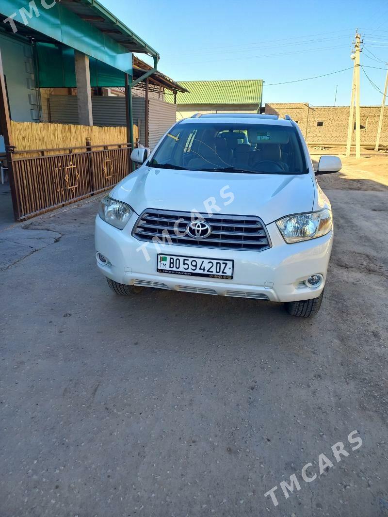 Toyota Highlander 2010 - 289 000 TMT - Дашогуз - img 4