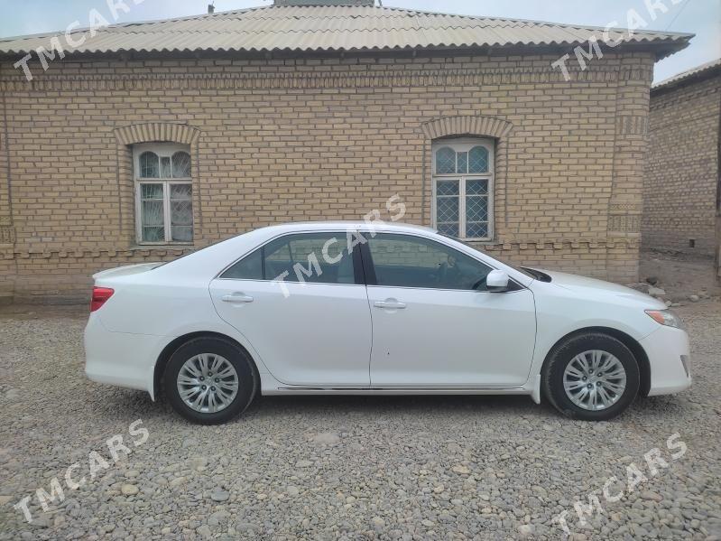 Toyota Camry 2012 - 216 000 TMT - Мары - img 4