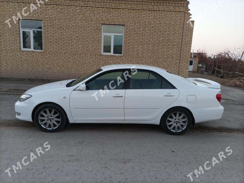 Toyota Camry 2005 - 125 000 TMT - Дянев - img 5