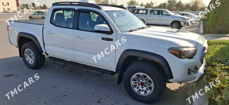 Toyota Tacoma 2019 - 440 000 TMT - Aşgabat - img 4