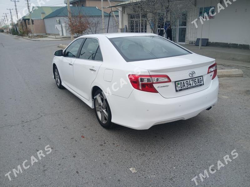 Toyota Camry 2012 - 199 000 TMT - Гёкдже - img 4