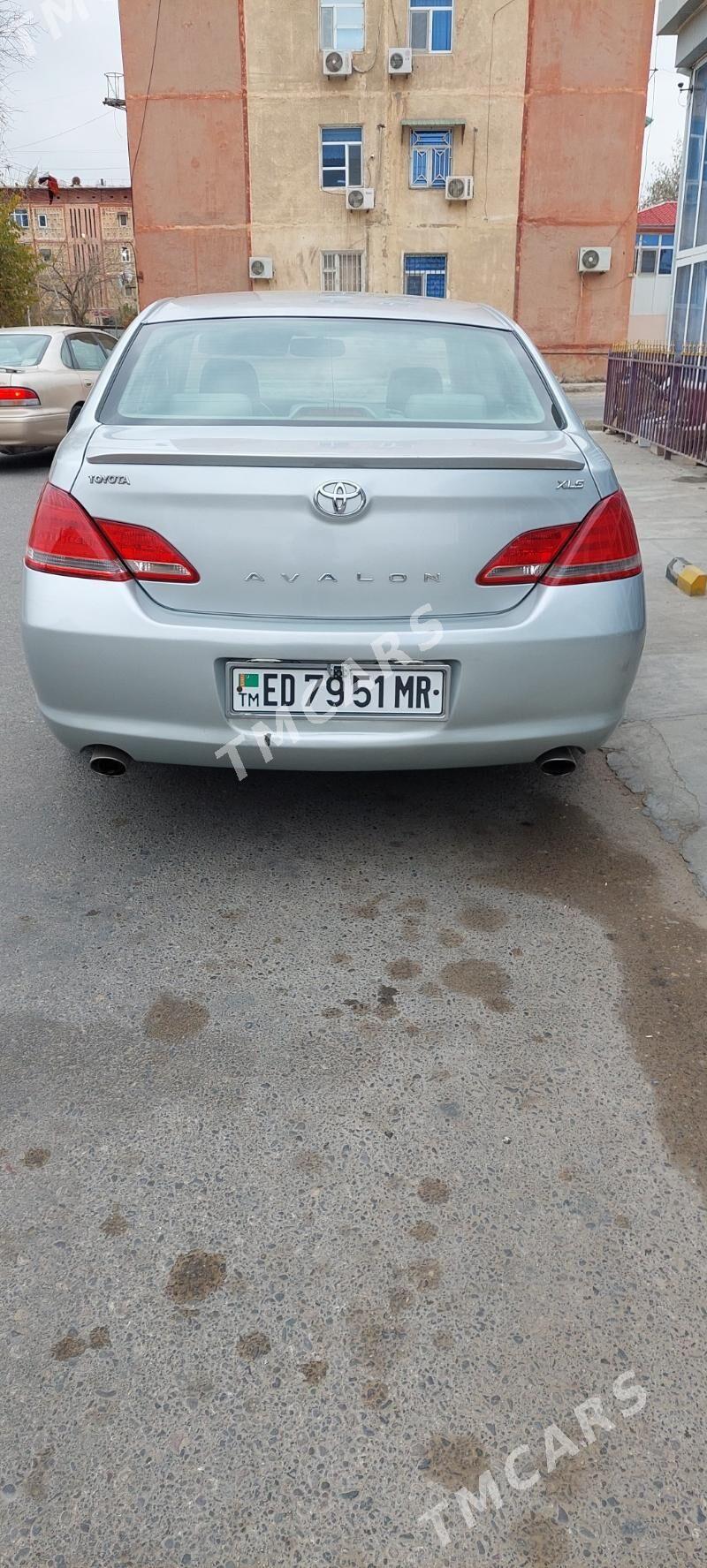 Toyota Avalon 2005 - 130 000 TMT - Мары - img 4