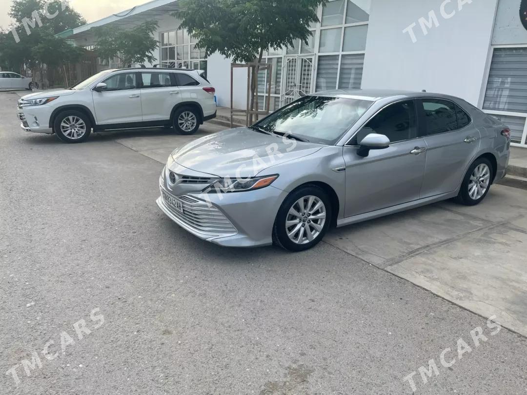 Toyota Camry 2018 - 245 000 TMT - Änew - img 2