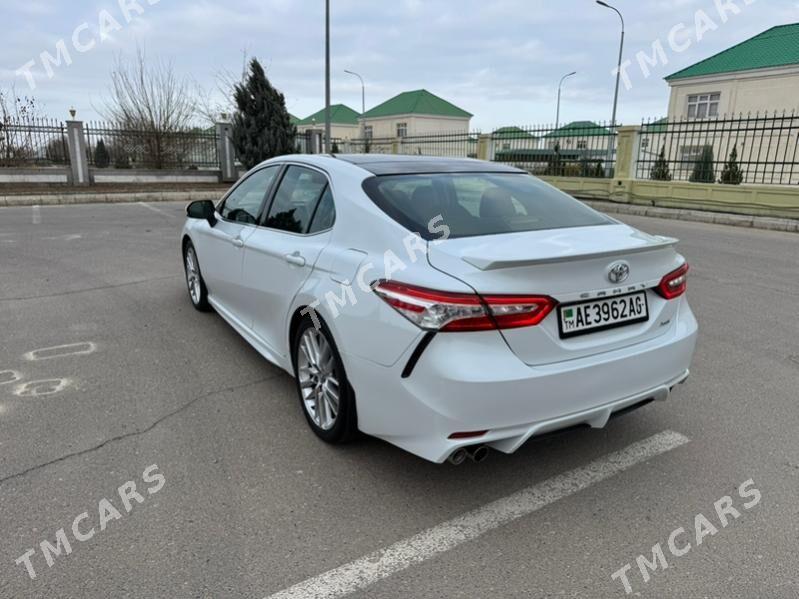 Toyota Camry 2018 - 335 000 TMT - Ашхабад - img 7