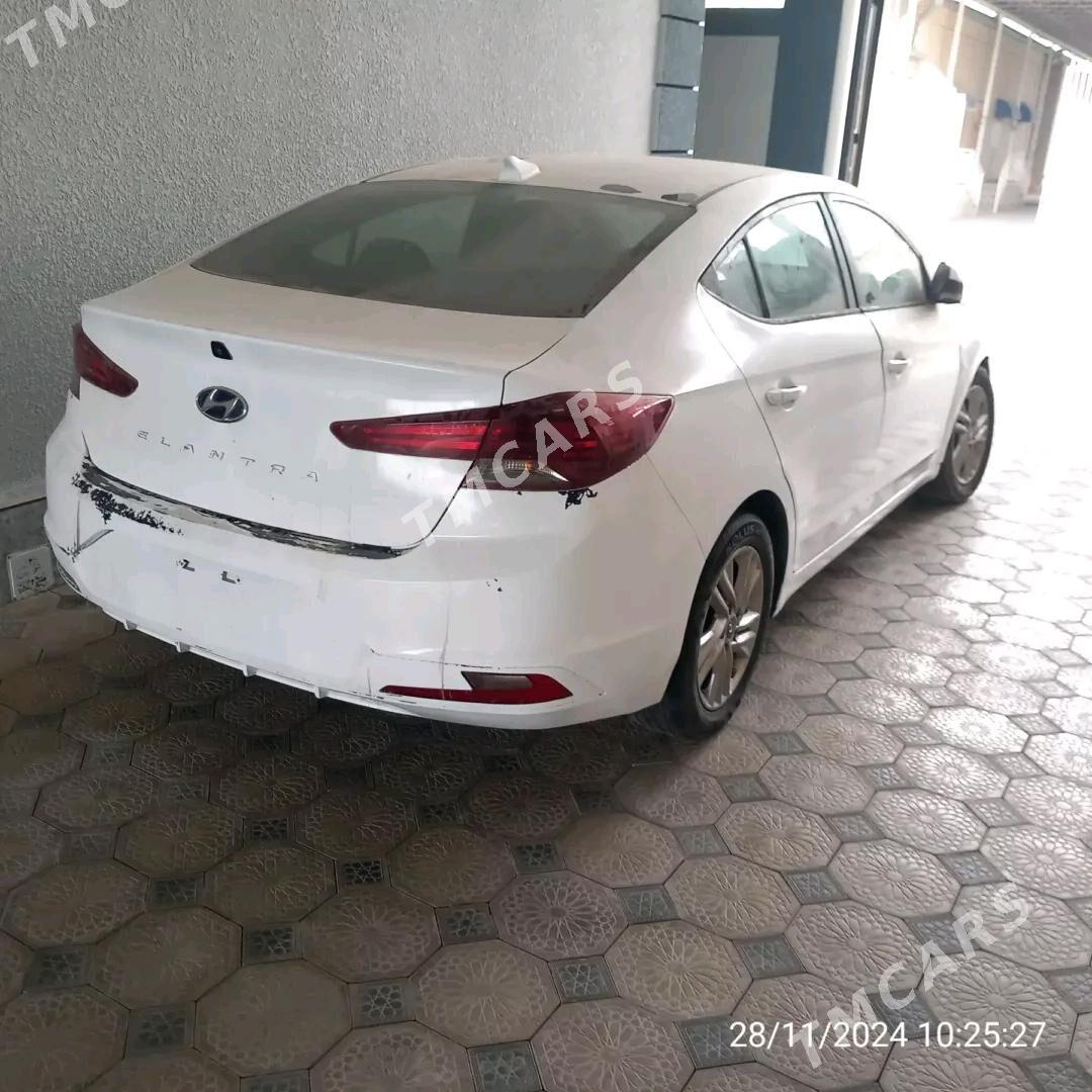 Hyundai Elantra 2019 - 177 000 TMT - Mary - img 5