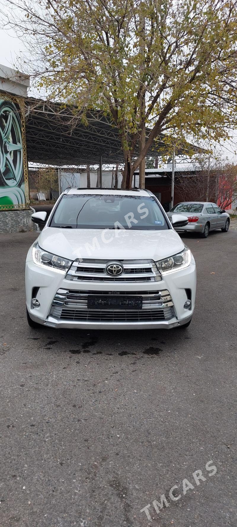 Toyota Highlander 2019 - 515 000 TMT - 30 mkr - img 4