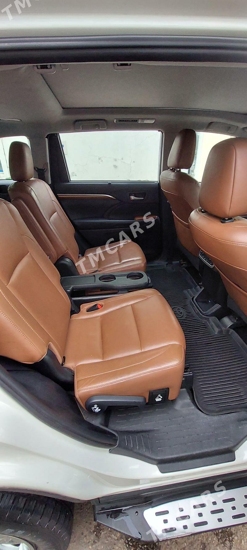 Toyota Highlander 2019 - 515 000 TMT - 30 mkr - img 8