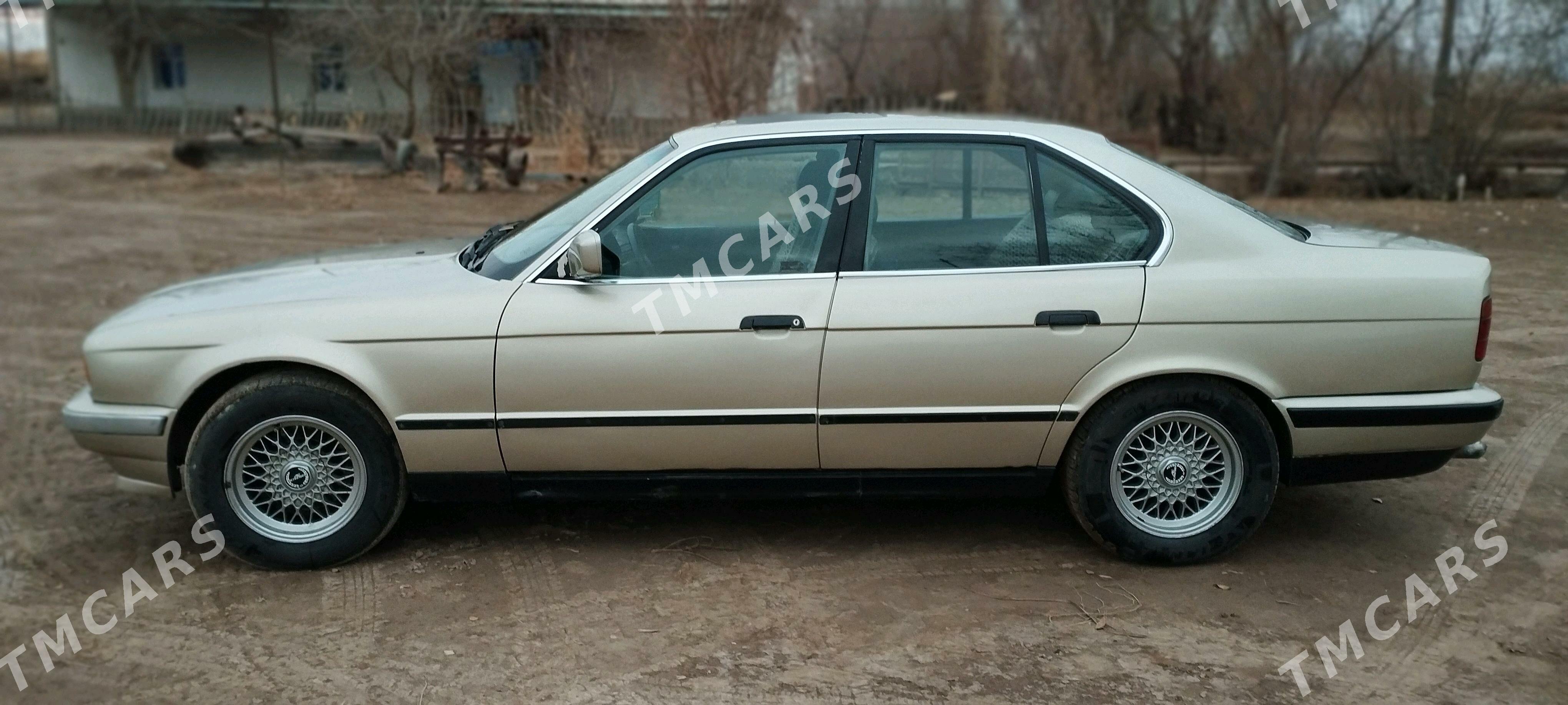 BMW 525 1990 - 37 000 TMT - Гурбансолтан Едже - img 5