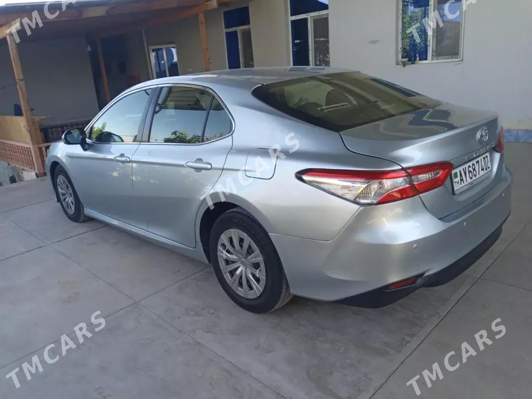 Toyota Camry 2019 - 240 000 TMT - Şabat etr. - img 4