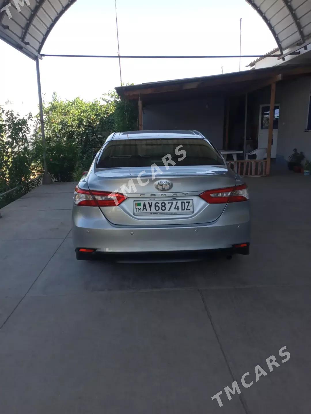 Toyota Camry 2019 - 240 000 TMT - Şabat etr. - img 5