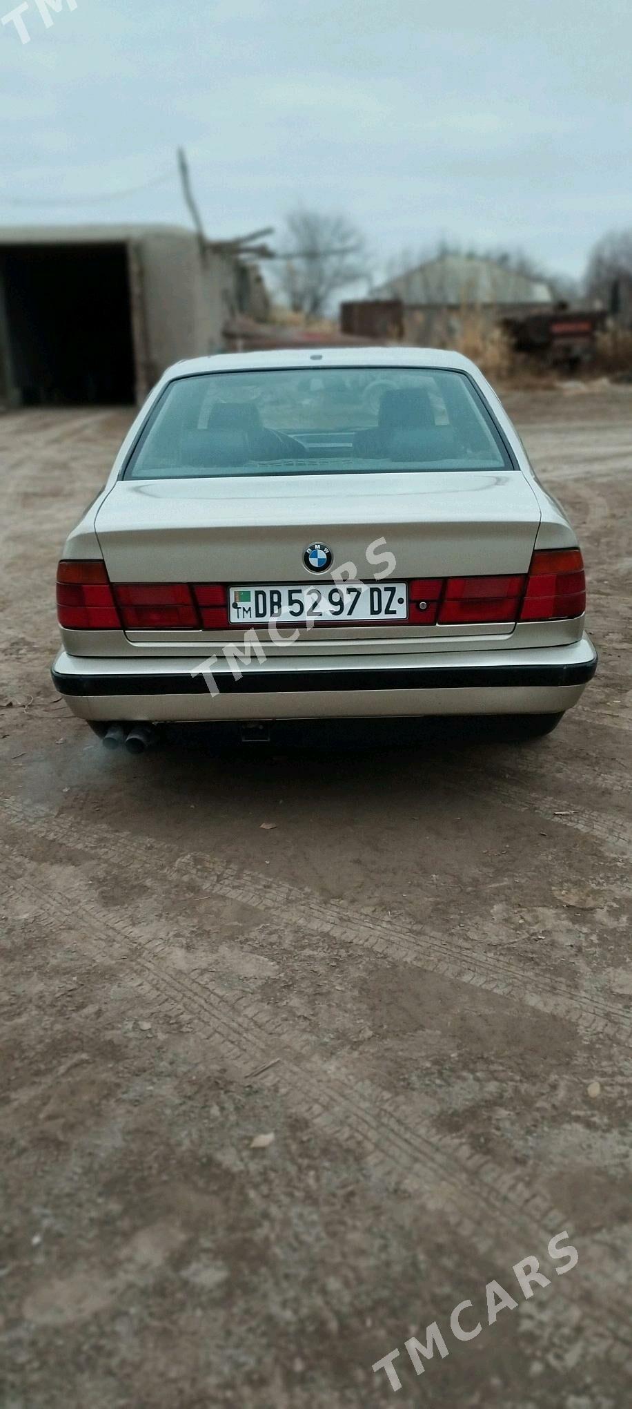 BMW 525 1990 - 37 000 TMT - Гурбансолтан Едже - img 8