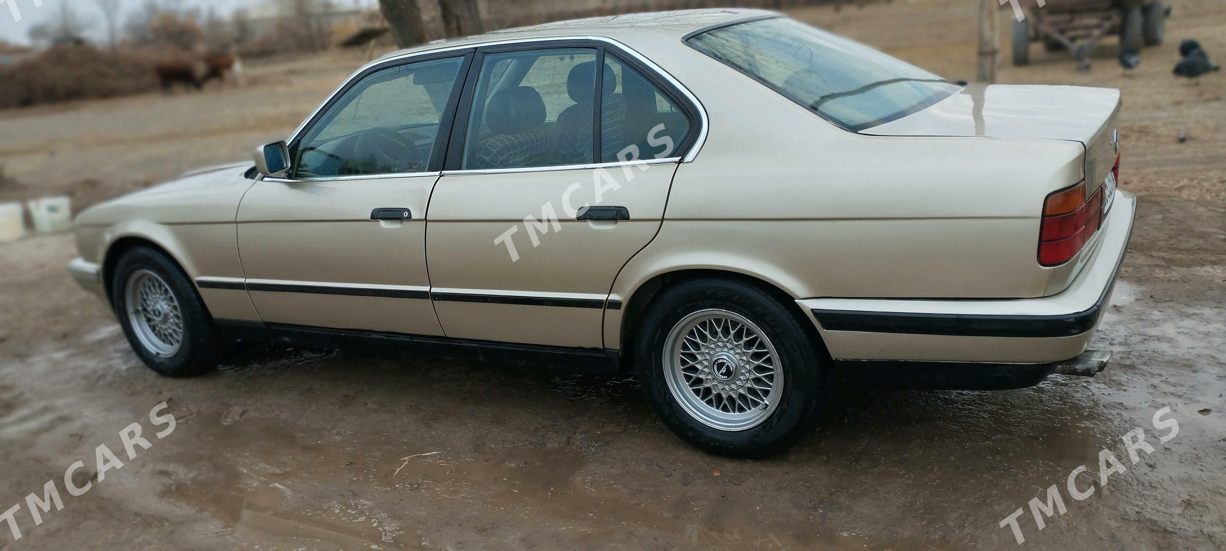 BMW 525 1990 - 37 000 TMT - Гурбансолтан Едже - img 10