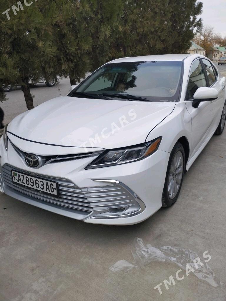 Toyota Camry 2018 - 275 000 TMT - Ашхабад - img 2