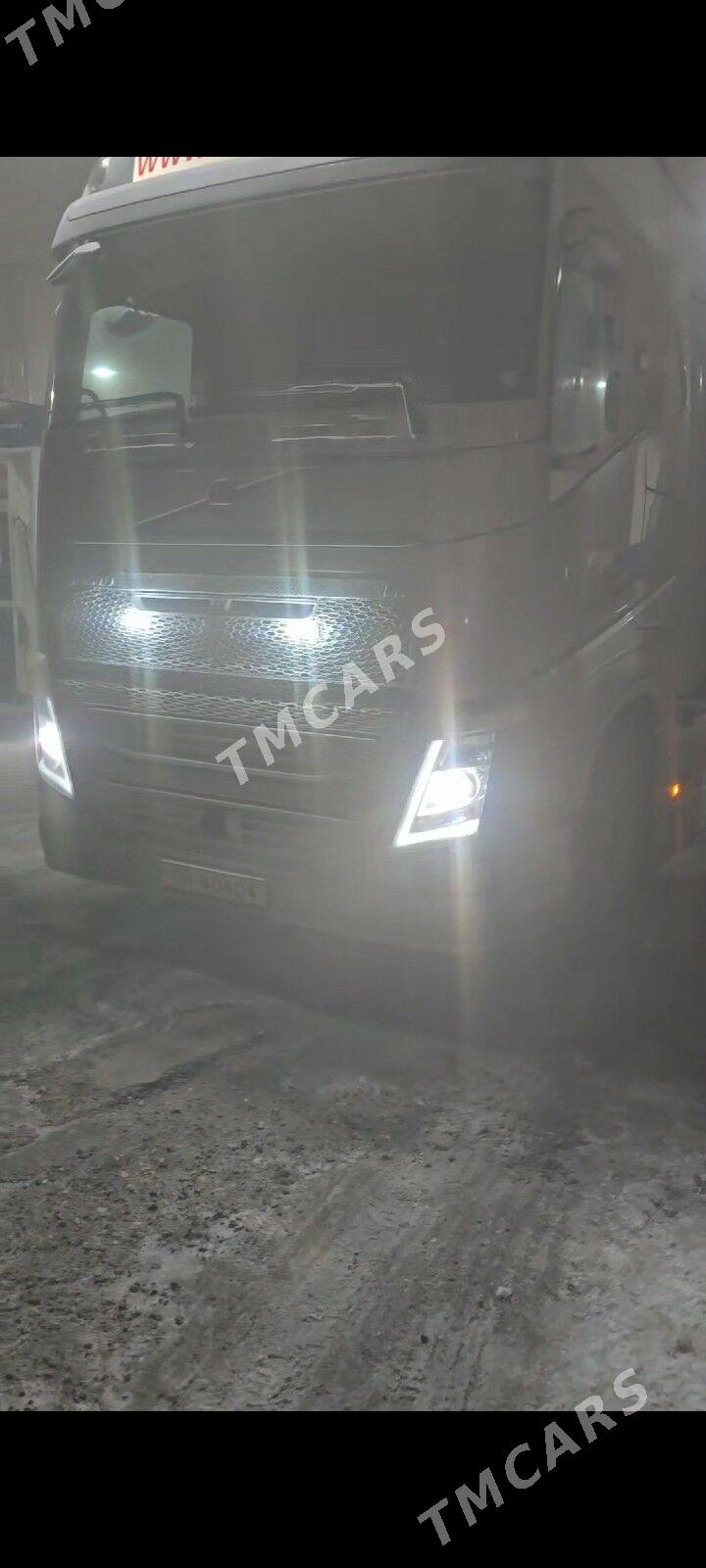 Volvo FH 460 2019 - 1 320 000 TMT - Ашхабад - img 4