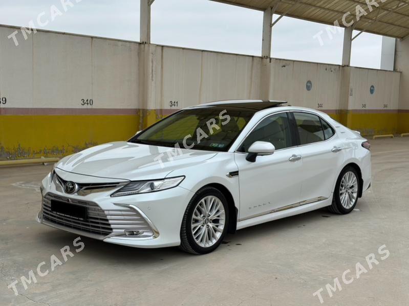 Toyota Camry 2018 - 369 000 TMT - Арзув - img 3