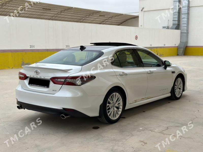 Toyota Camry 2018 - 369 000 TMT - Арзув - img 4