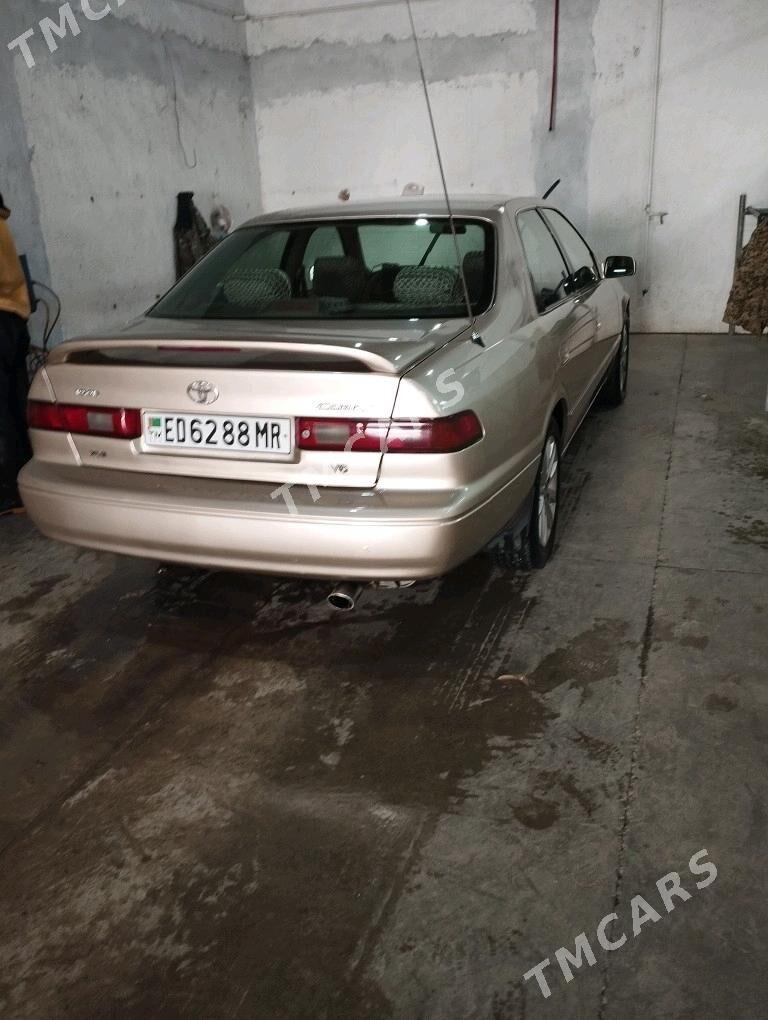 Toyota Camry 1998 - 130 000 TMT - Мары - img 3