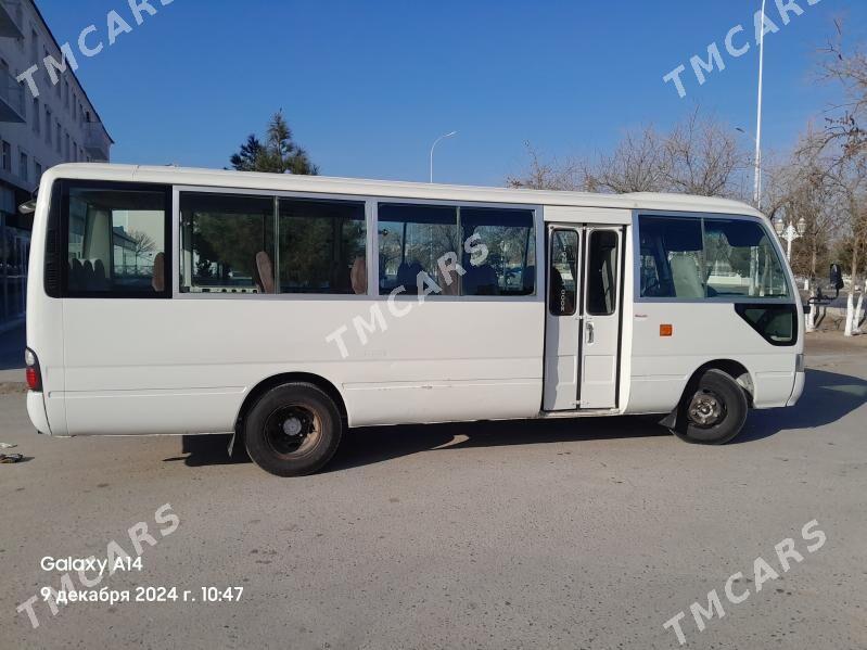 Toyota Coaster 2005 - 300 000 TMT - Türkmenabat - img 2