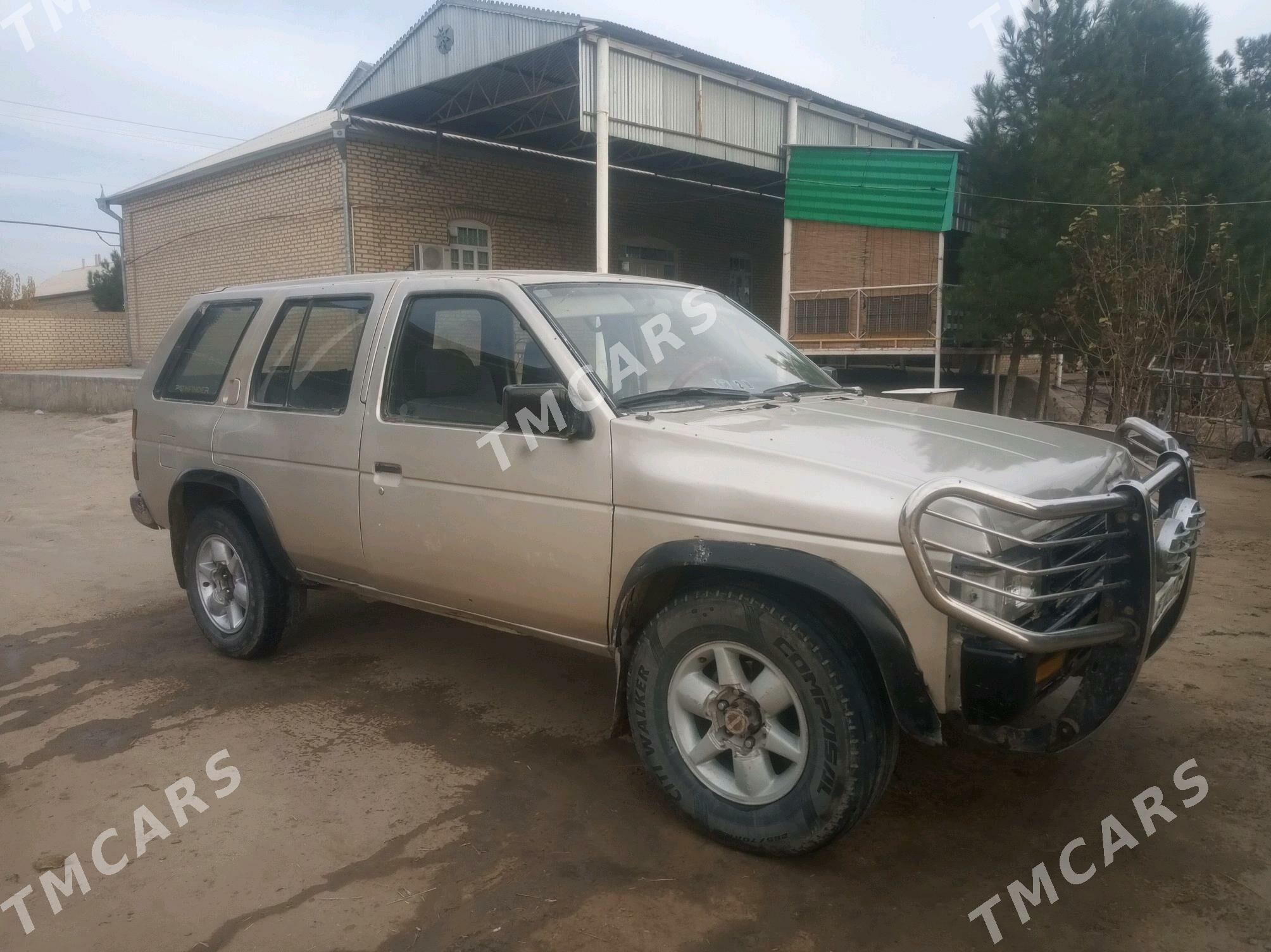 Nissan Pathfinder 1995 - 30 000 TMT - Сакарчага - img 7