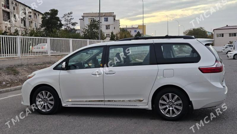 Toyota Sienna 2018 - 480 000 TMT - Aşgabat - img 8