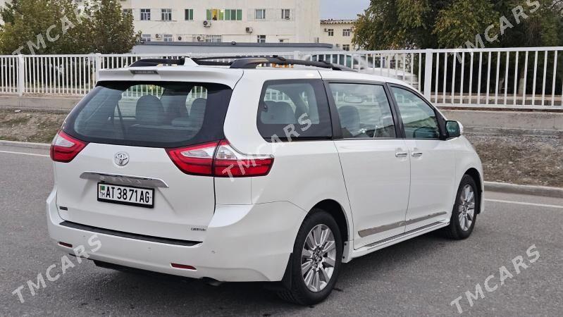 Toyota Sienna 2018 - 480 000 TMT - Aşgabat - img 7