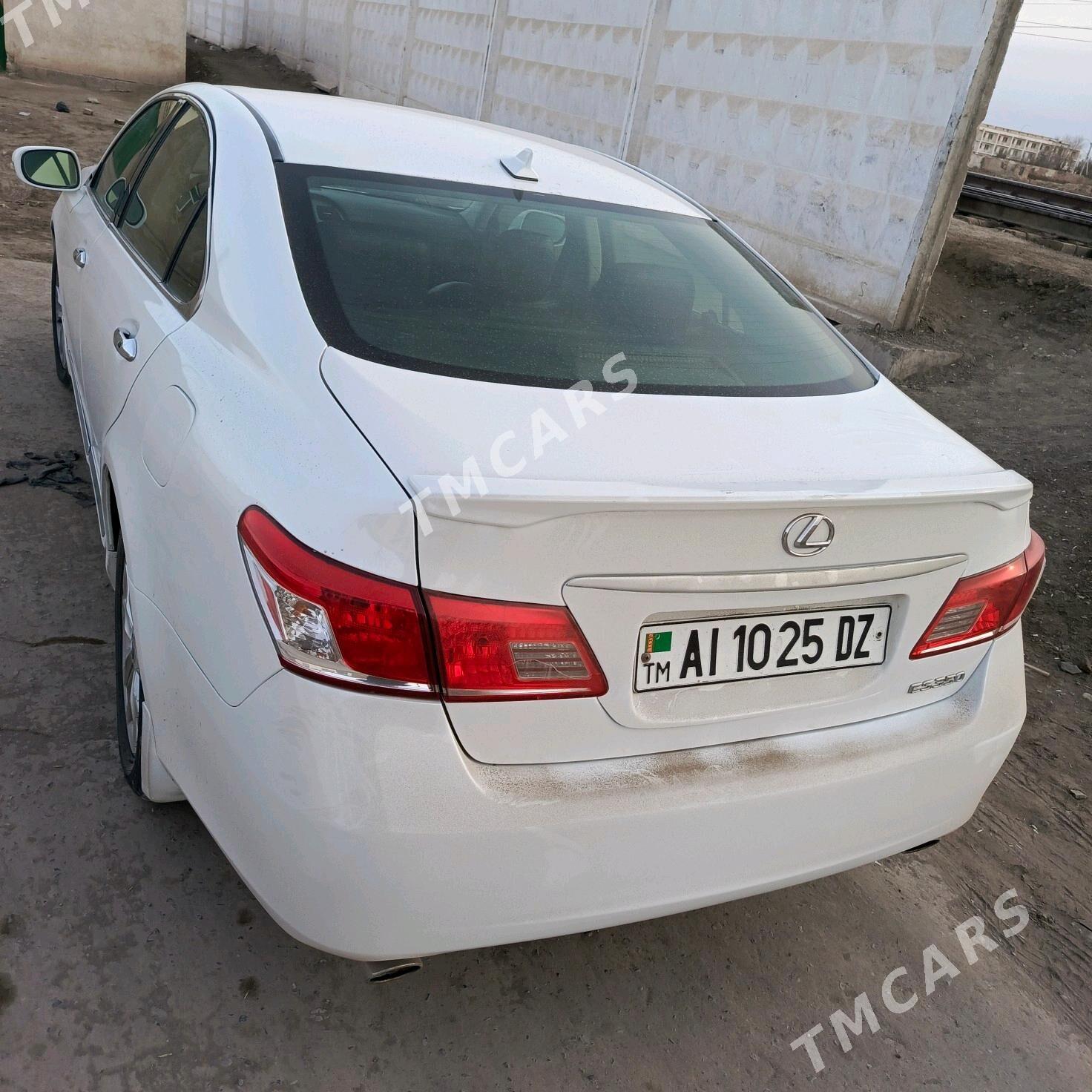 Lexus ES 350 2011 - 185 000 TMT - Дашогуз - img 3