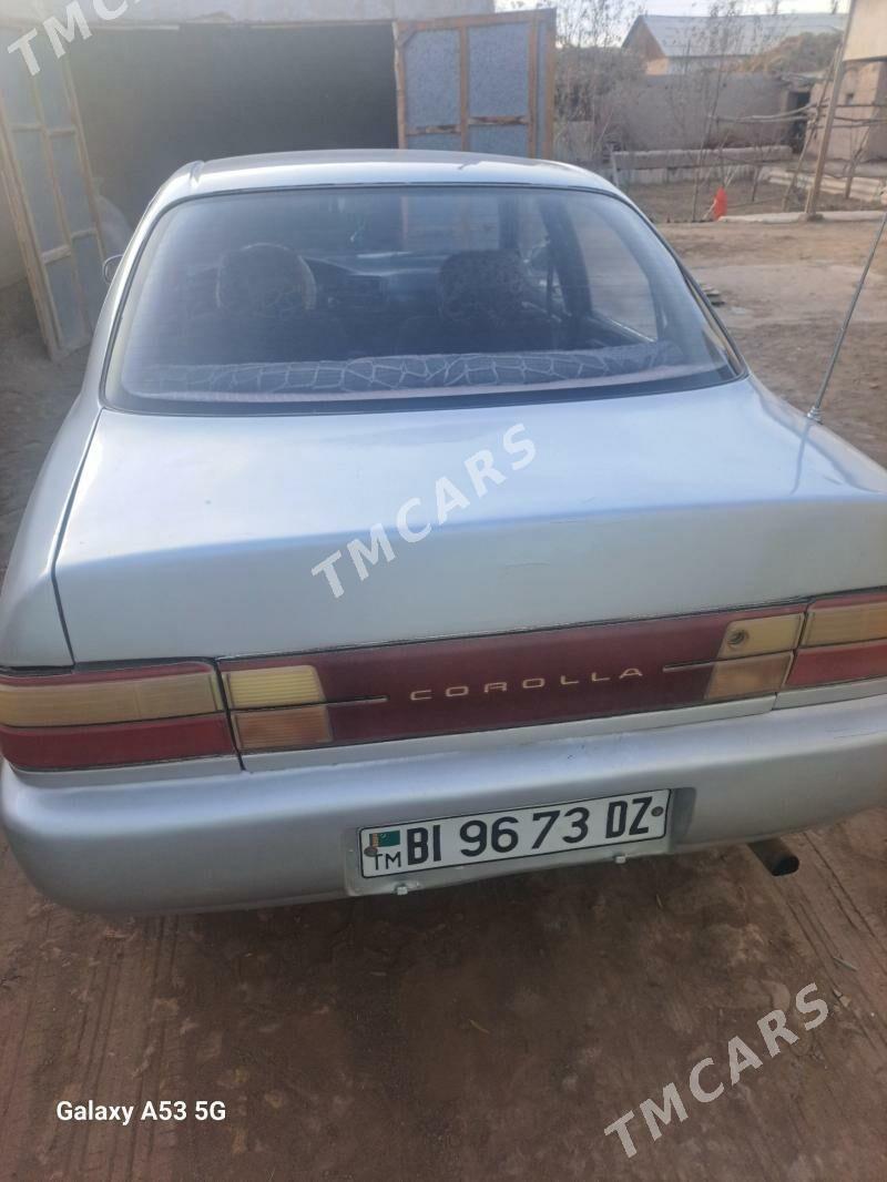 Toyota Corolla 1994 - 60 000 TMT - етр. Туркменбаши - img 3