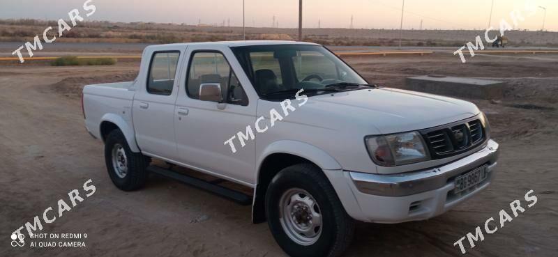 Nissan Navara 2001 - 80 000 TMT - Darganata - img 3