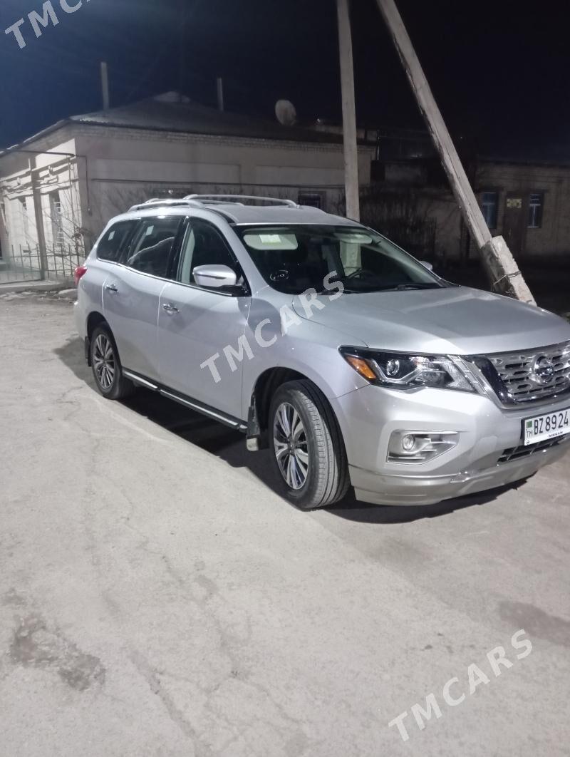 Nissan Pathfinder 2019 - 275 000 TMT - Дашогуз - img 2