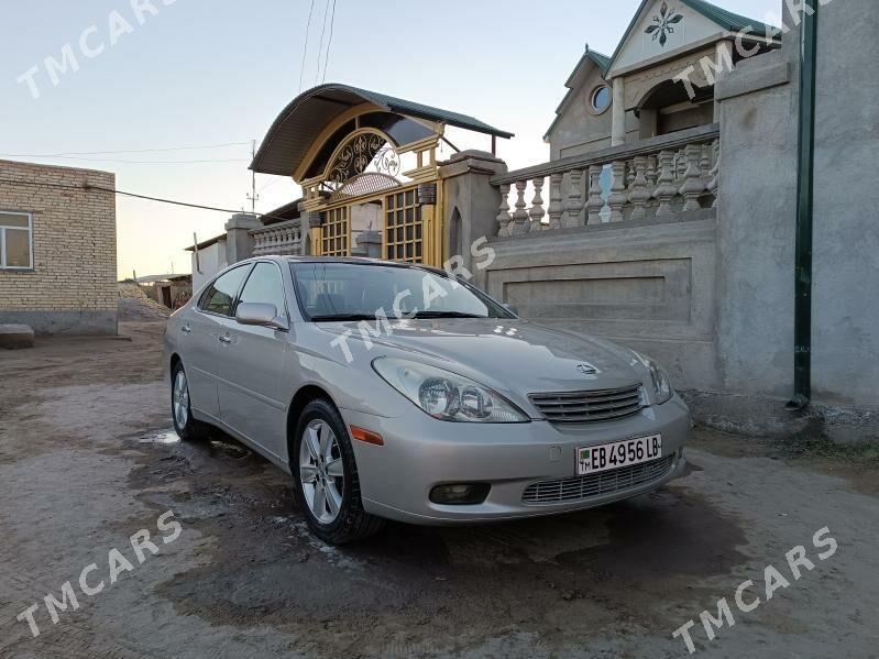 Lexus ES 300 2002 - 170 000 TMT - Чарджоу - img 2