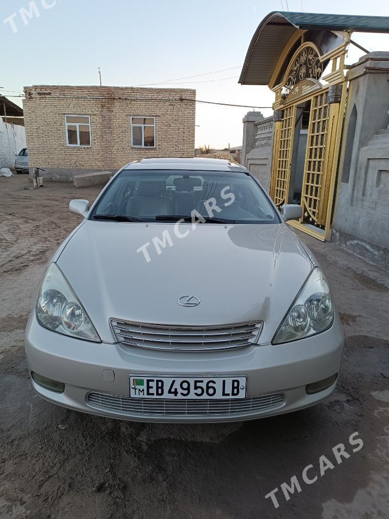 Lexus ES 300 2002 - 170 000 TMT - Чарджоу - img 4