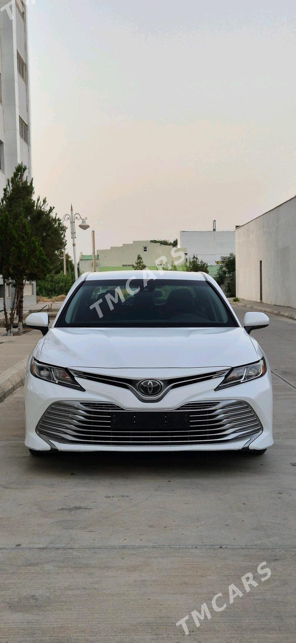 Toyota Camry 2018 - 300 000 TMT - Ашхабад - img 2