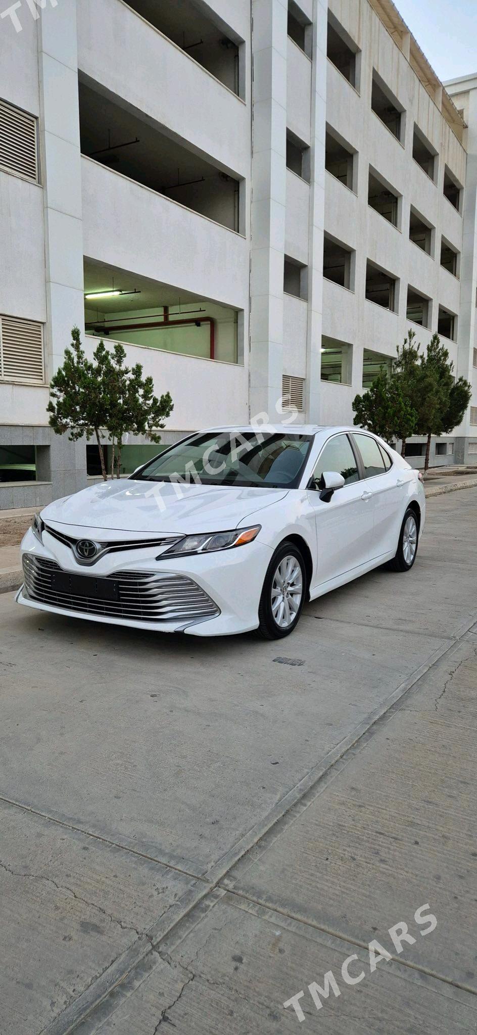 Toyota Camry 2018 - 300 000 TMT - Ашхабад - img 3