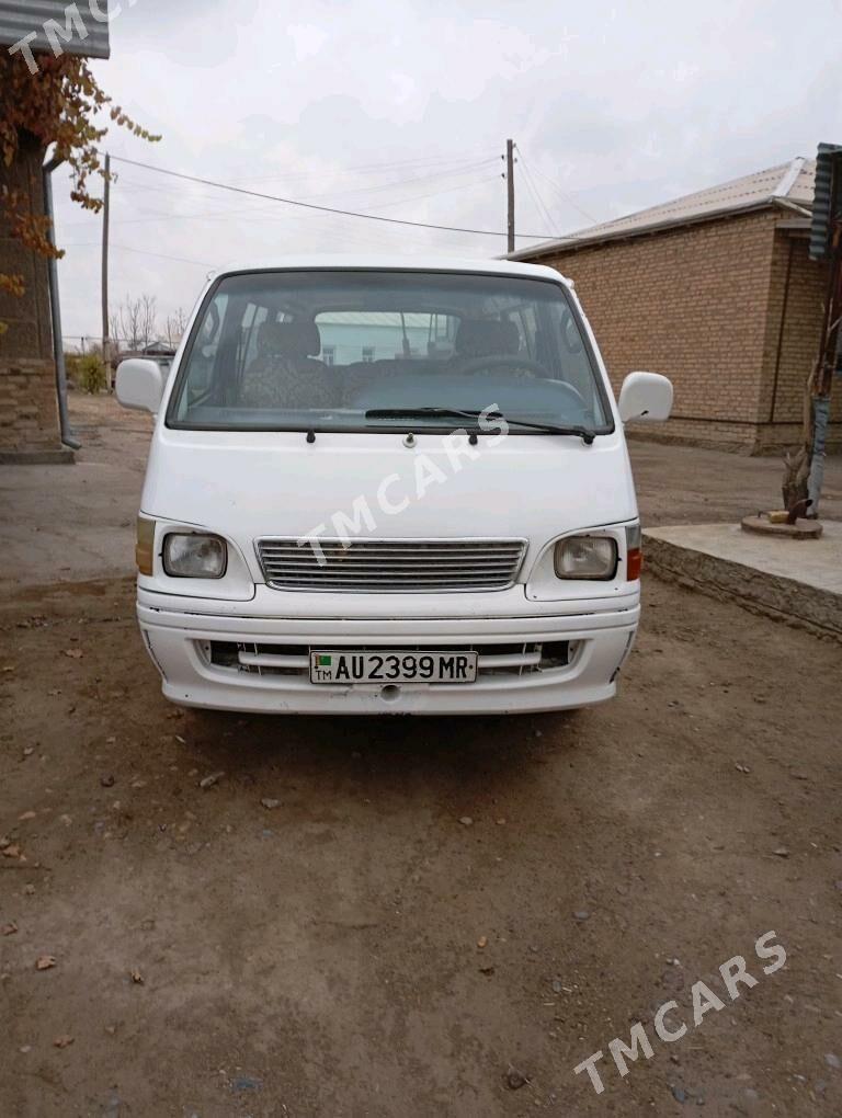 Toyota Hiace 2001 - 90 000 TMT - Murgap - img 2