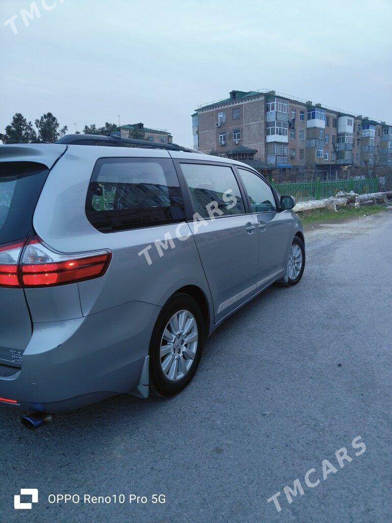 Toyota Sienna 2017 - 360 000 TMT - Türkmenabat - img 4