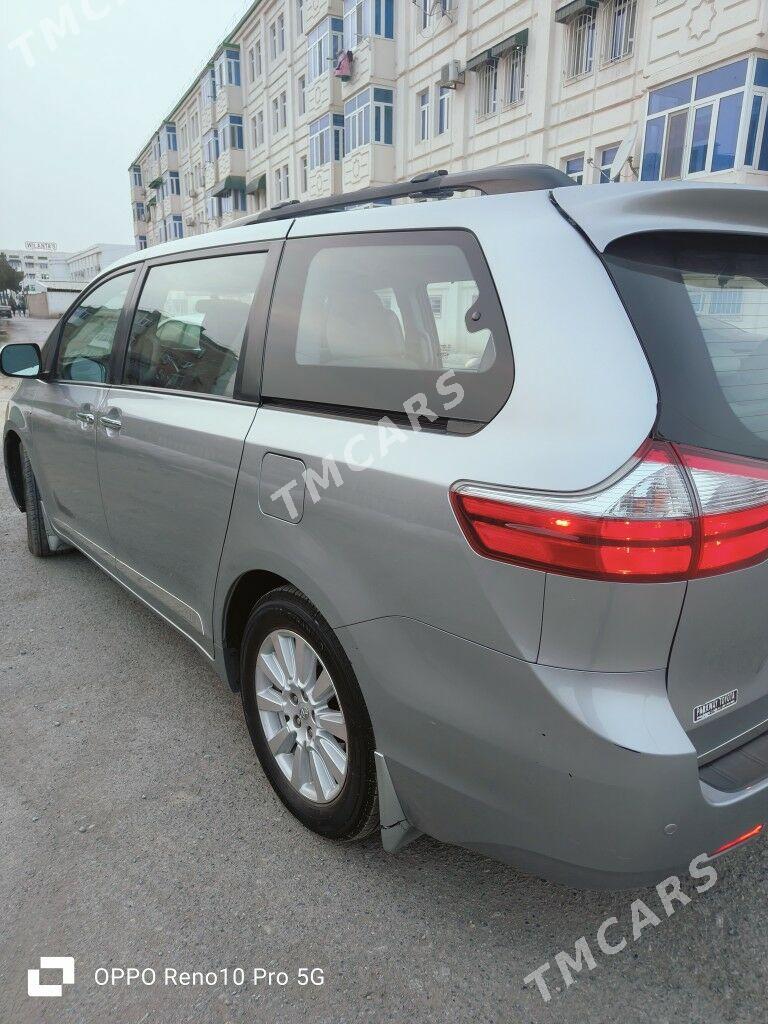 Toyota Sienna 2017 - 360 000 TMT - Türkmenabat - img 2