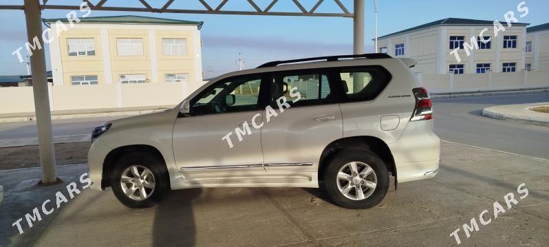 Toyota Land Cruiser Prado 2012 - 495 000 TMT - Туркменабат - img 3