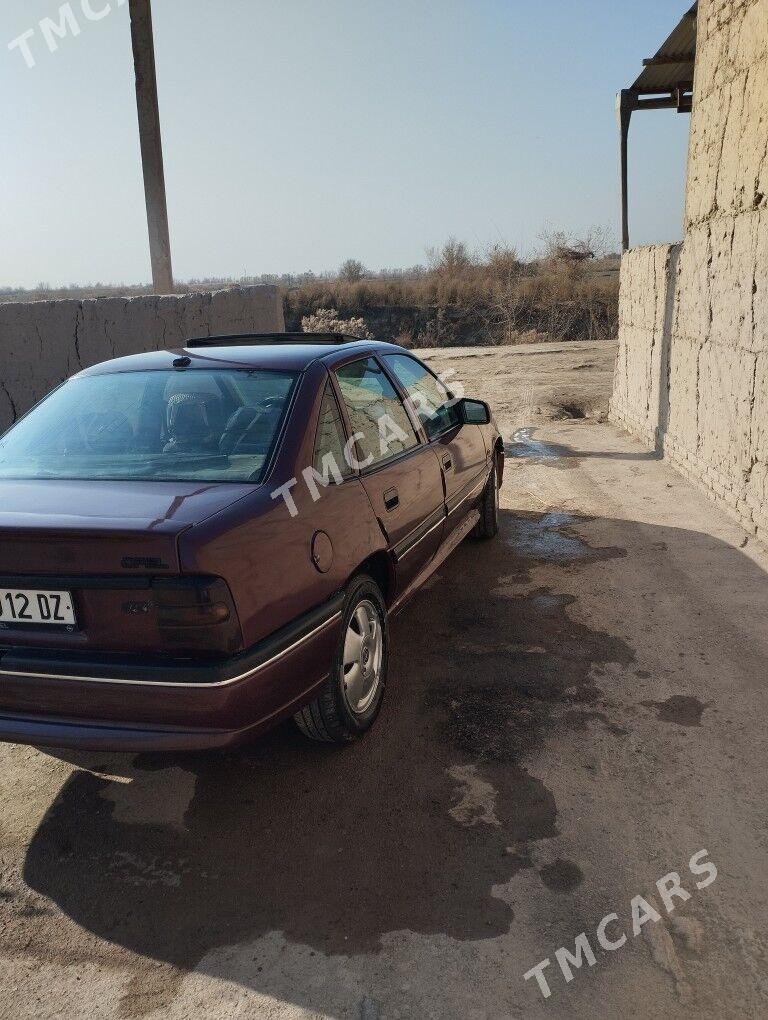 Opel Vectra 1993 - 39 000 TMT - Шабатский этрап - img 5