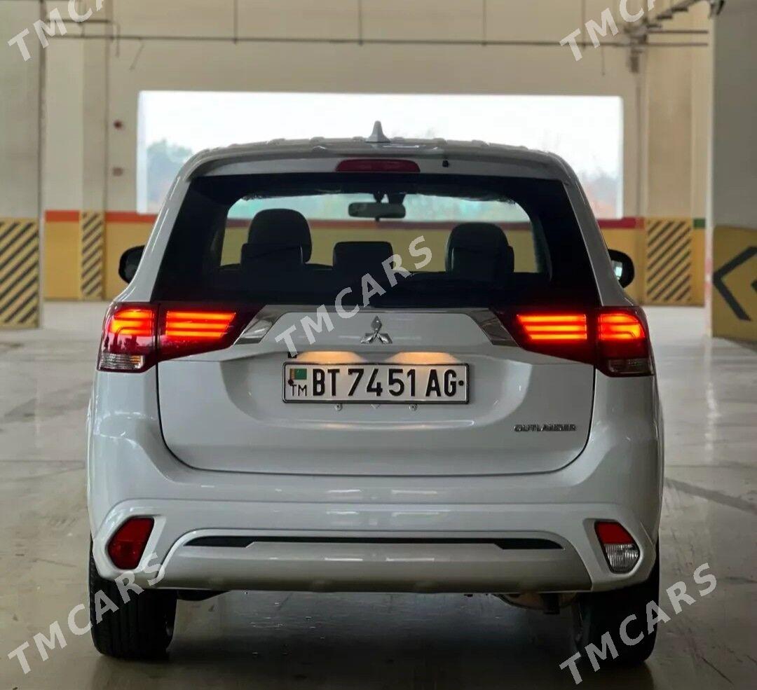 Mitsubishi Outlander 2022 - 284 000 TMT - Ашхабад - img 4