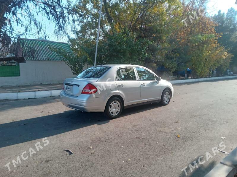 Nissan Versa 2009 - 109 000 TMT - 30 mkr - img 2