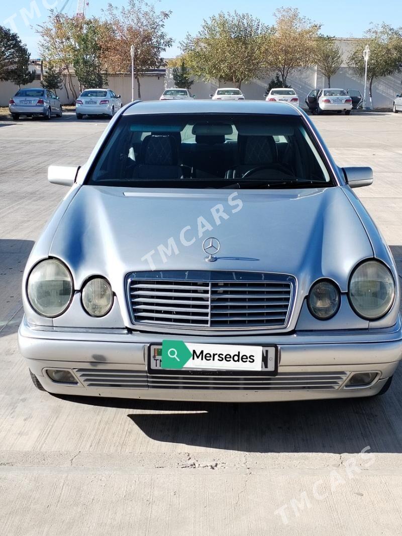 Mercedes-Benz E320 1999 - 90 000 TMT - Balkanabat - img 2