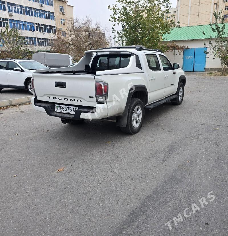 Toyota Tacoma 2019 - 365 000 TMT - Aşgabat - img 3