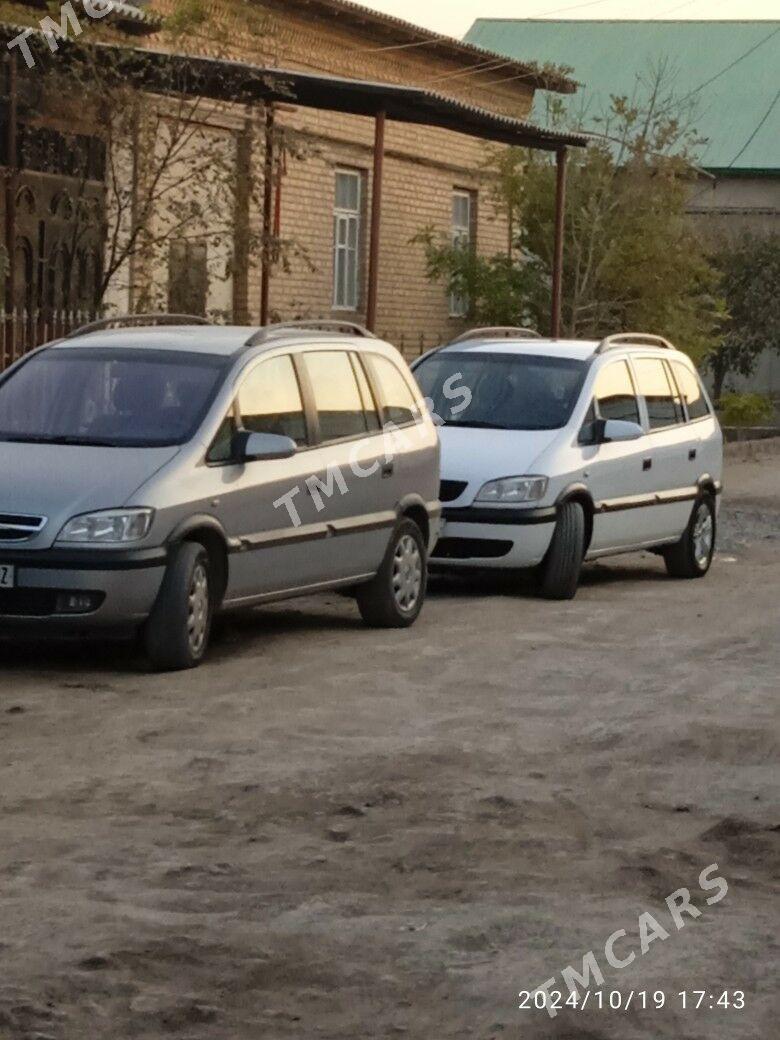 Opel Zafira 2001 - 77 000 TMT - Дашогуз - img 5