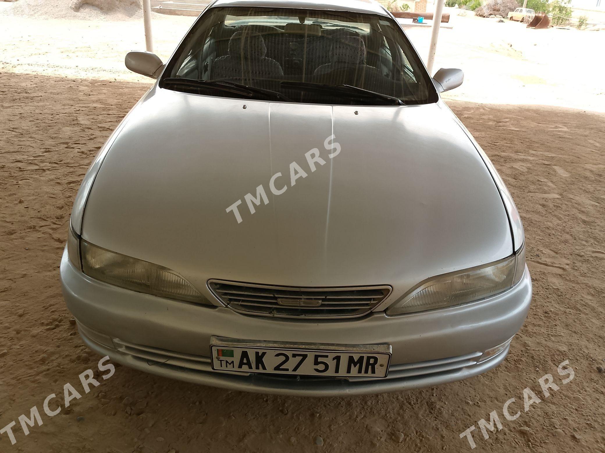 Toyota Carina 1997 - 30 000 TMT - Сакарчага - img 4