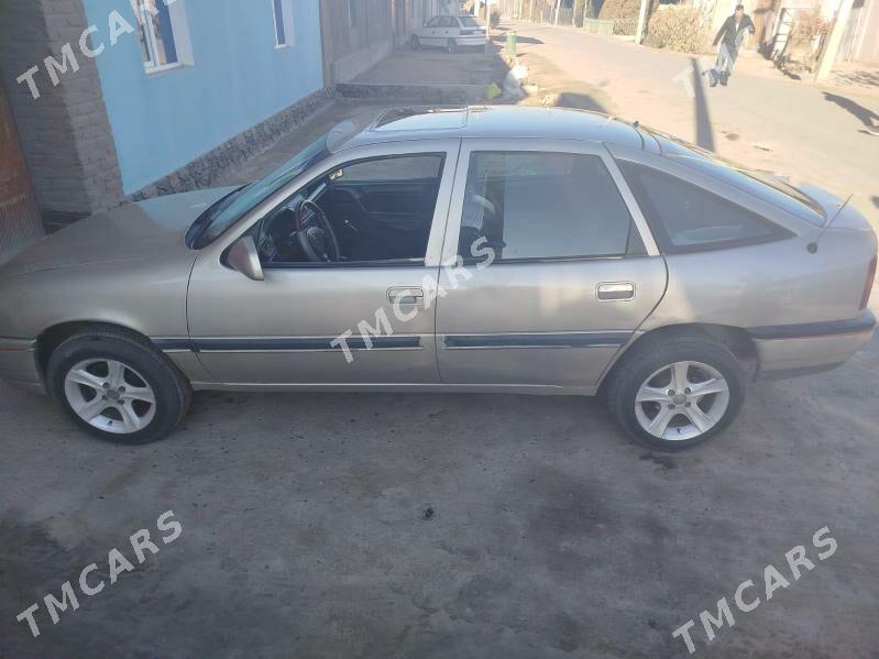 Opel Vectra 1990 - 20 000 TMT - Дашогуз - img 3