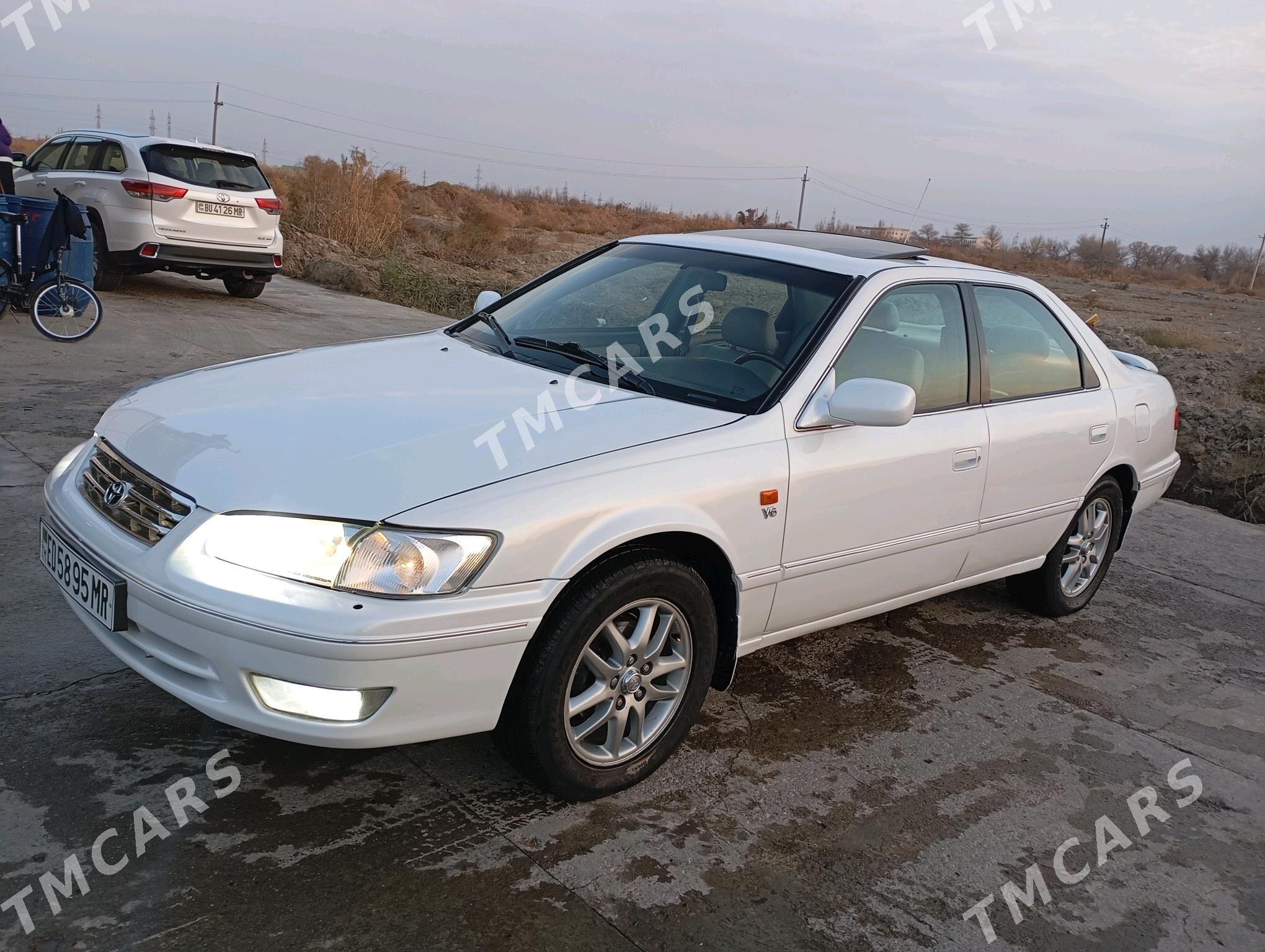 Toyota Camry 2000 - 130 000 TMT - Мары - img 2