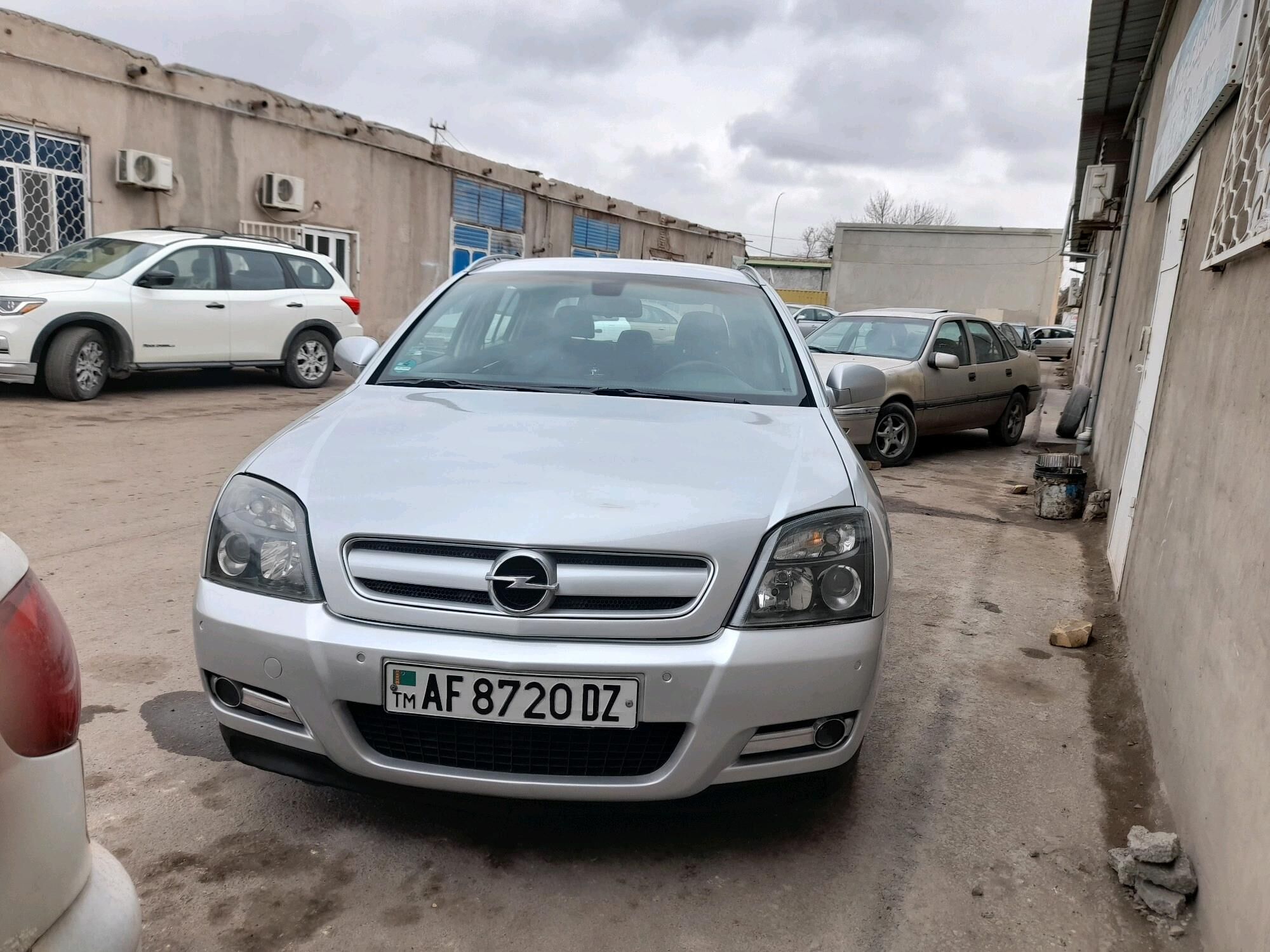 Opel Vectra 2003 - 75 000 TMT - Дашогуз - img 3