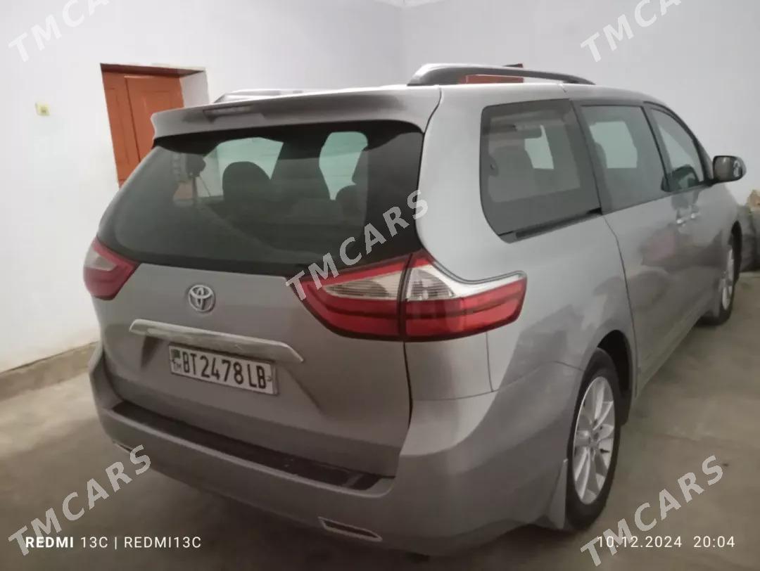 Toyota Sienna 2018 - 340 000 TMT - Dänew - img 3