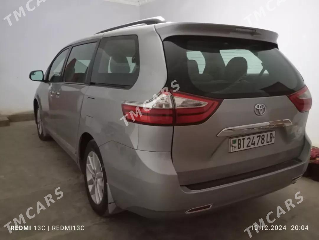 Toyota Sienna 2018 - 340 000 TMT - Dänew - img 4