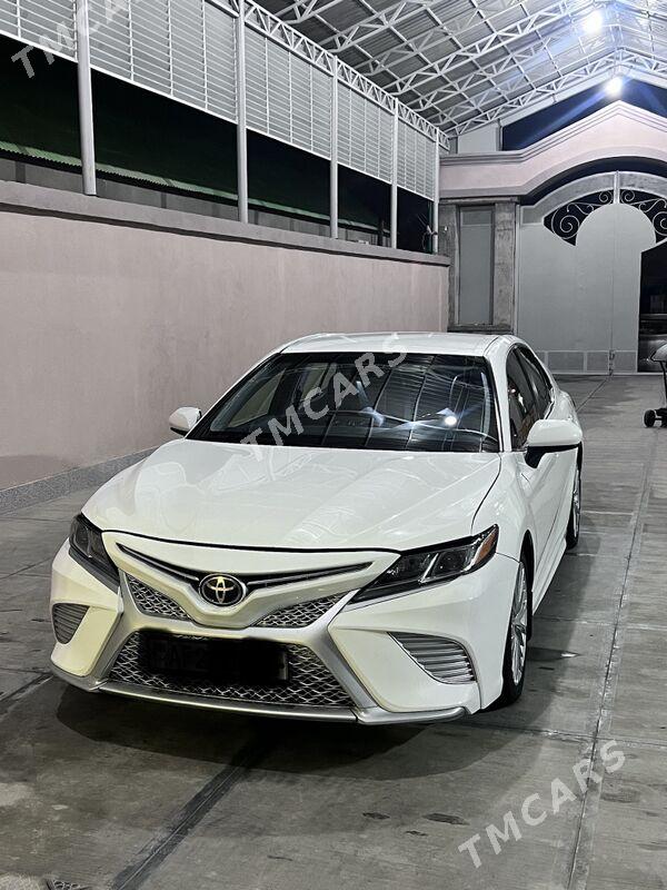 Toyota Camry 2018 - 285 000 TMT - Бузмеин - img 5